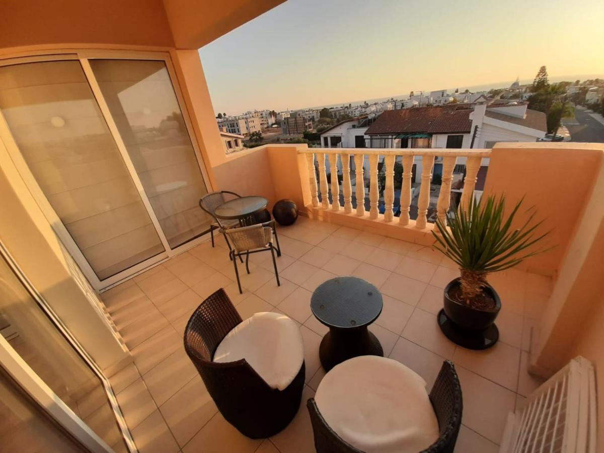 Appartement Diana 54 à Paphos Extérieur photo