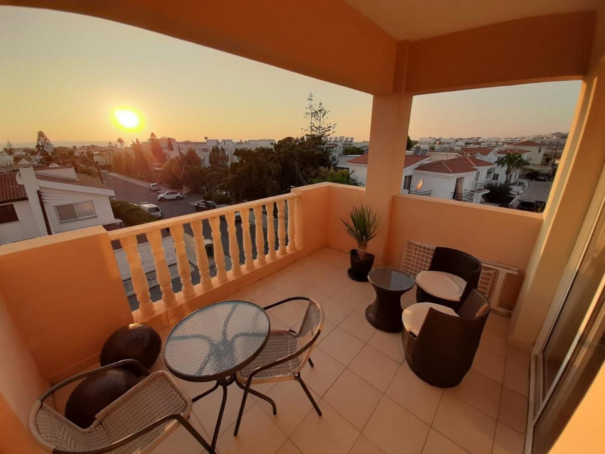 Appartement Diana 54 à Paphos Extérieur photo